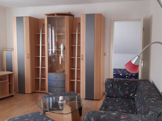 Studio zur Miete 300 € 1,5 Zimmer 30 m² 1. Geschoss frei ab sofort Breiteweg Barleben 39179