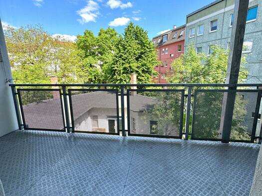 Wohnung zur Miete 506 € 3 Zimmer 73,2 m² 3. Geschoss frei ab sofort Zeigelberg Innenstadt Gera 07545