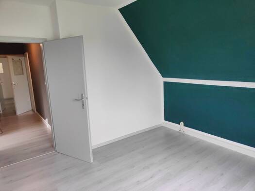 Wohnung zur Miete 370 € 3 Zimmer 53 m² Geschoss 3/4 frei ab sofort Kostitz Starkenberg 04617