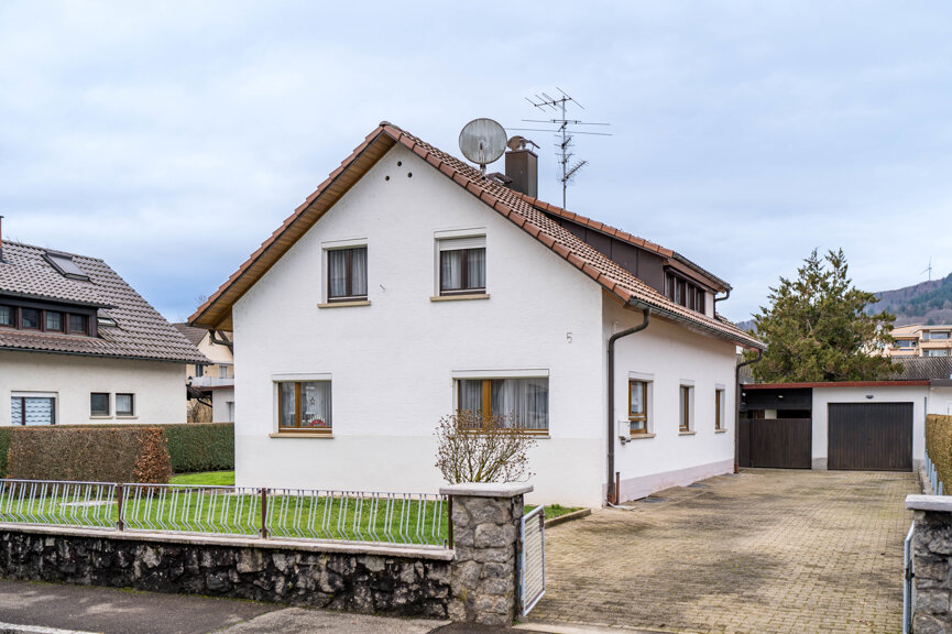 Einfamilienhaus zum Kauf 495.000 € 6 Zimmer 150 m²<br/>Wohnfläche 694 m²<br/>Grundstück Wehr Wehr 79664