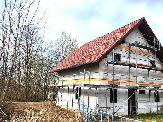 Einfamilienhaus zum Kauf 179.000 € 5 Zimmer 115 m² 380 m² Grundstück frei ab sofort Kirschallee 15 Bad Lausick Bad Lausick 04651