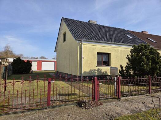 Doppelhaushälfte zum Kauf 164.000 € 4 Zimmer 91 m² 737 m² Grundstück Krien 17391