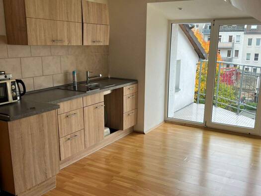 Studio zur Miete 500 € 2 Zimmer 75 m² 3. Geschoss frei ab sofort Altenburgerstraße Ostviertel Gera 07546