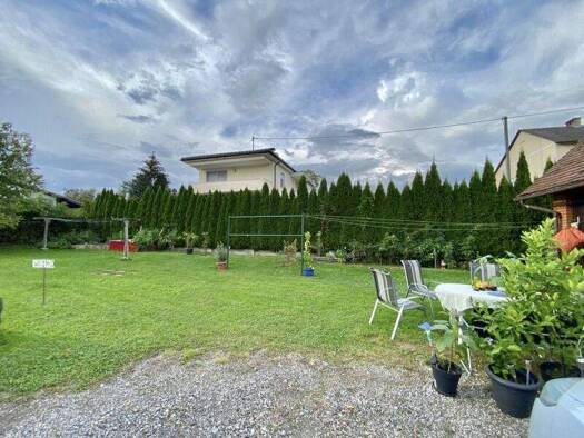 Wohnung zur Miete 432 € 2 Zimmer 46,5 m² 2. Geschoss 9400