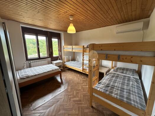 Wohnung zur Miete 250 € 3 Zimmer 1. Geschoss Bakar 51222