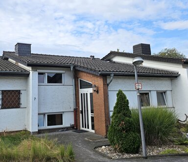 Reihenmittelhaus zum Kauf 450.000 € 5 Zimmer 111 m² 217 m² Grundstück frei ab 01.12.2024 Heimersdorf Köln 50767