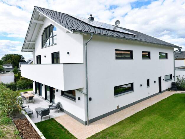 Villa zum Kauf 1.999.000 € 6 Zimmer 450 m² 850 m² Grundstück Zwenkau 04442