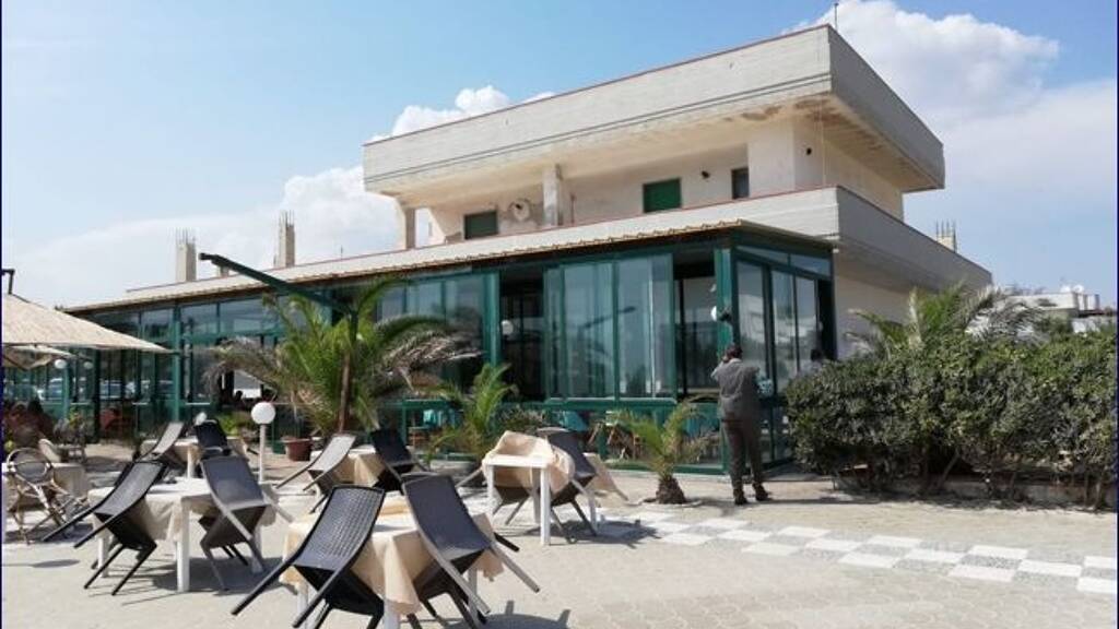 Haus zum Kauf 2.500.000 € 10 Zimmer 1.000 m² 2.000 m² Grundstück Manduria / San Pietro in Bevagna 74024