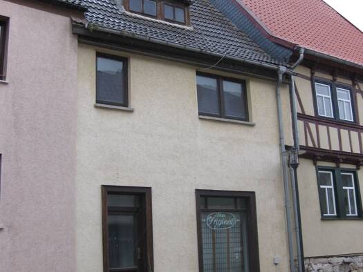 Reihenhaus zum Kauf 25.000 € 1 Zimmer 81 m² Grundstück frei ab sofort Bad Frankenhausen Bad Frankenhausen/Kyffhäuser 06567