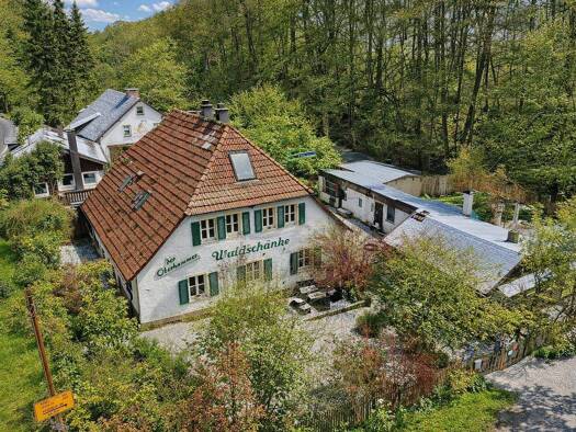 Einfamilienhaus zum Kauf 398.000 € 259,1 m² 5.543 m² Grundstück Oberhammer Stadtsteinach 95346