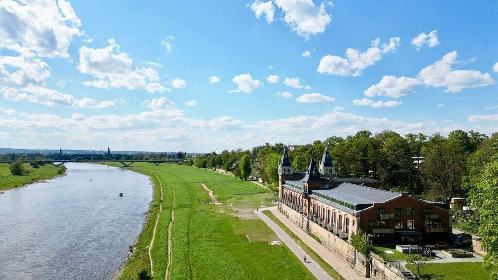 Maisonette zum Kauf 897.000 € 4,5 Zimmer 202,9 m² 1. Geschoss frei ab sofort Radeberger Vorstadt Dresden 01099