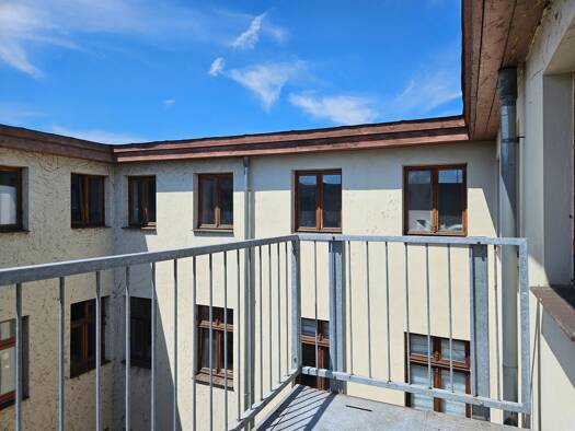 Wohnung zur Miete 503 € 2 Zimmer 61,7 m² 4. Geschoss Sankt-Michael-Straße 5 Sudenburg Magdeburg 39112