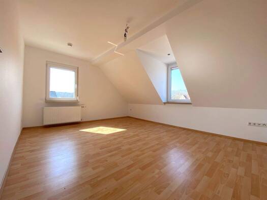 WG-Zimmer zur Miete 690 € 2 Zimmer 54 m² 2. Geschoss frei ab sofort Am Eichelberg 5 Reichelsdorf Nürnberg 90453