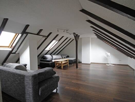 Wohnung zur Miete 850 € 3 Zimmer Erbach Homburg 66424