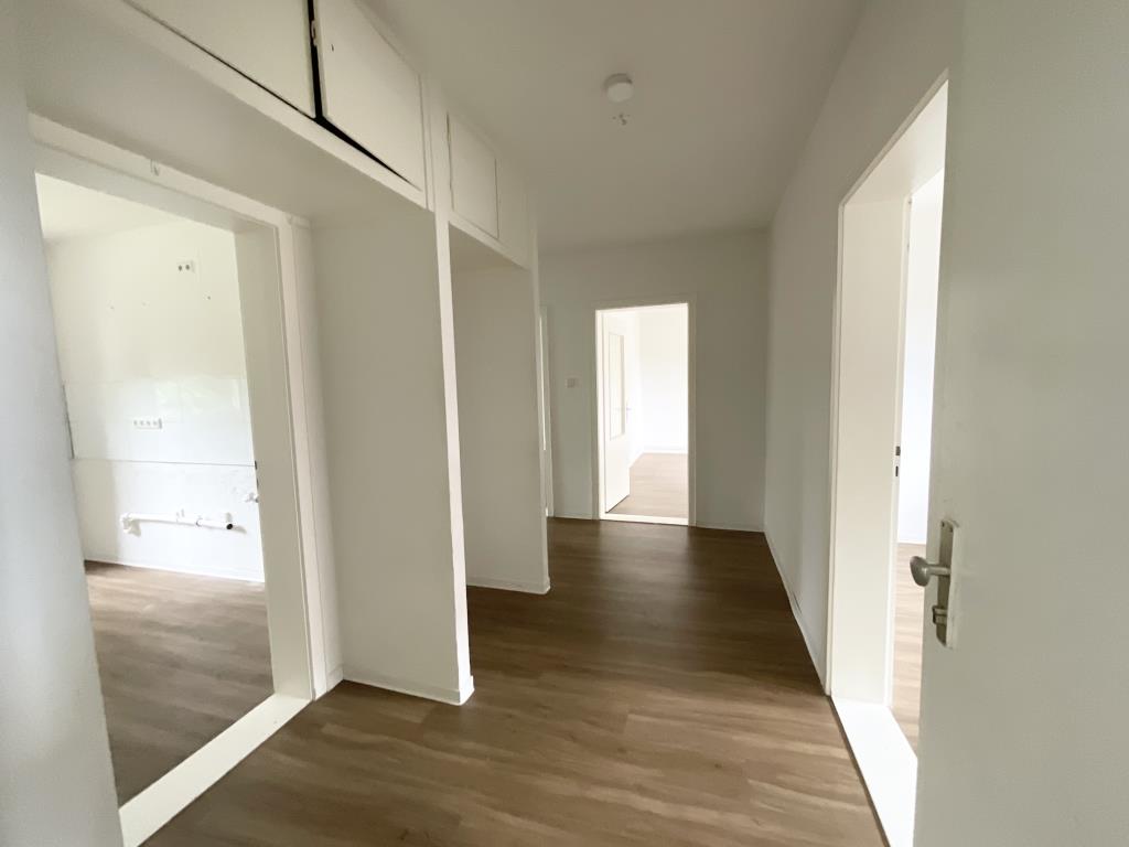 Wohnung zur Miete 519 € 3 Zimmer 73,5 m²<br/>Wohnfläche EG<br/>Geschoss 16.12.2024<br/>Verfügbarkeit Sachsenstraße 13 Port Arthur / Transvaal Emden 26723