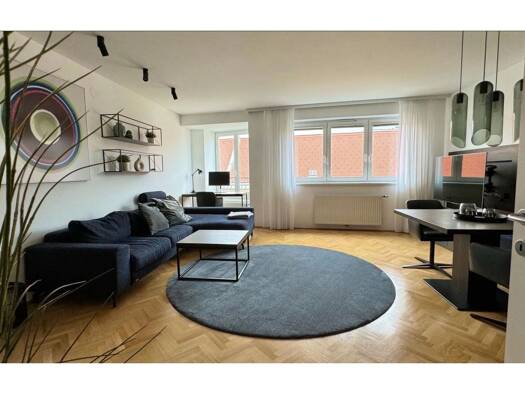 Wohnung zur Miete 715 € 3 Zimmer 70 m² Zentrum Leipzig 04109