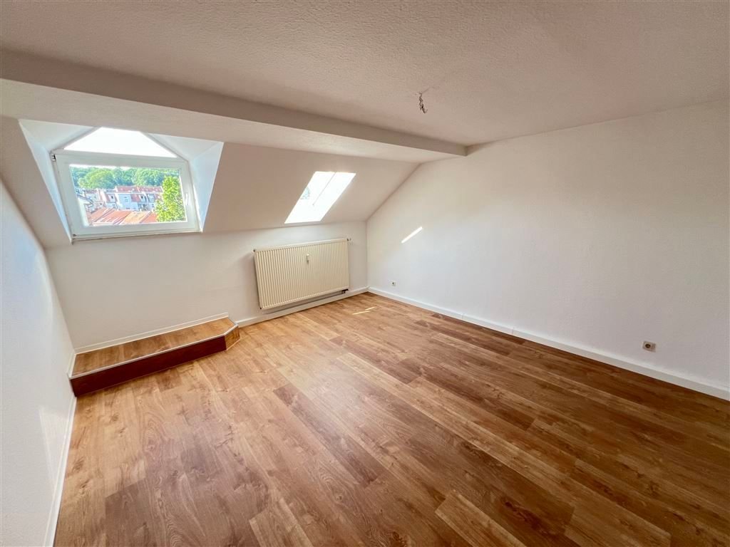 Wohnung zur Miete 380 € 4 Zimmer 63,3 m²<br/>Wohnfläche Altenburger Straße 51 Ostviertel Gera 07546