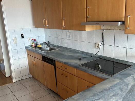 Wohnung zur Miete 1.000 € 4,5 Zimmer 108 m² frei ab sofort Jestetten 79798