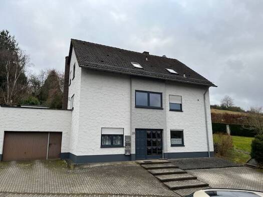 Wohnung zur Miete 695 € 3 Zimmer 77,4 m² 2. Geschoss frei ab sofort Pluwig 54316