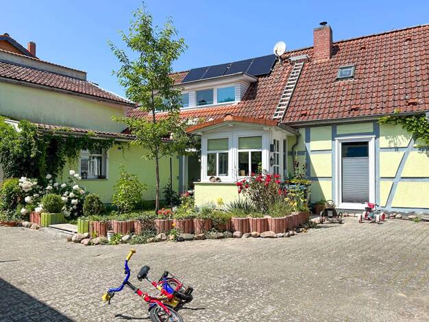 Einfamilienhaus zum Kauf 287.000 € 4 Zimmer 178,4 m² 2.500 m² Grundstück frei ab 01.09.2025 Späningen Bismark 39629