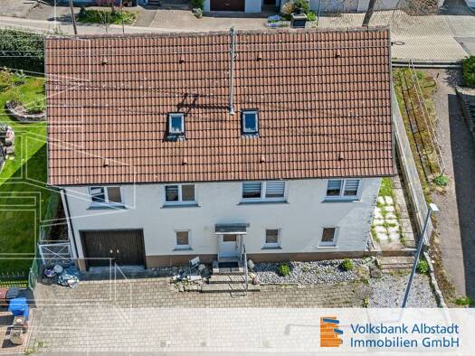 Einfamilienhaus zum Kauf 220.000 € 5 Zimmer 115 m² 298 m² Grundstück Albstadt 72459