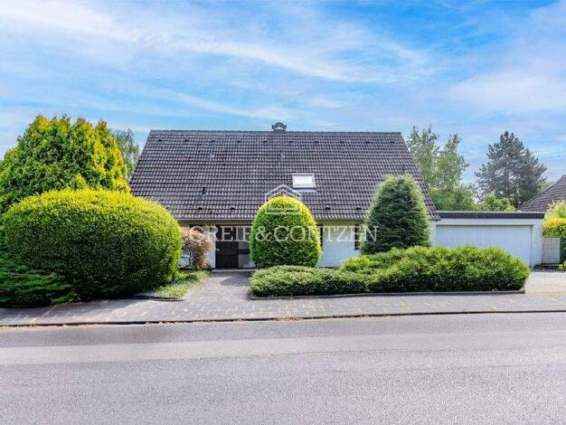 Haus zum Kauf 1.765.000 € 6 Zimmer 263 m² 1.241 m² Grundstück Hahnwald Köln 50996