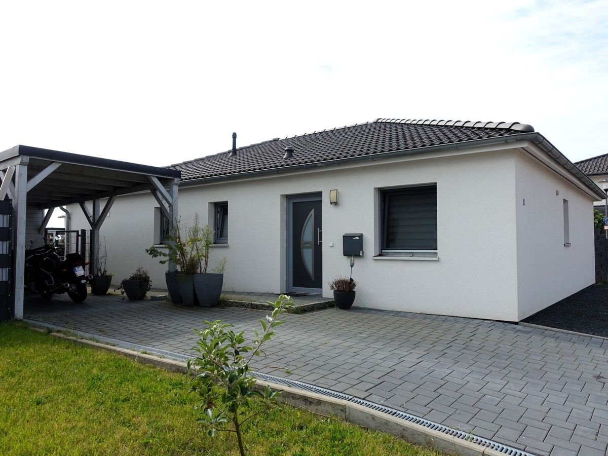 Bungalow zum Kauf 379.500 € 4 Zimmer 111,2 m²<br/>Wohnfläche 683 m²<br/>Grundstück Vöhrum - Landwehr Peine 31228