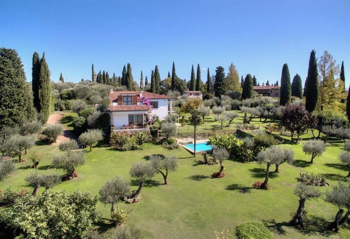 Villa zum Kauf 18 Zimmer 600 m²<br/>Wohnfläche 6.500 m²<br/>Grundstück Sirmione 25019