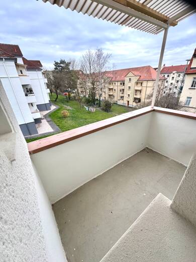 Wohnung zur Miete 270 € 2 Zimmer 53,1 m² 2. Geschoss frei ab sofort Wilhelm-Weber-Hof 13 Innenstadt Gera 07545