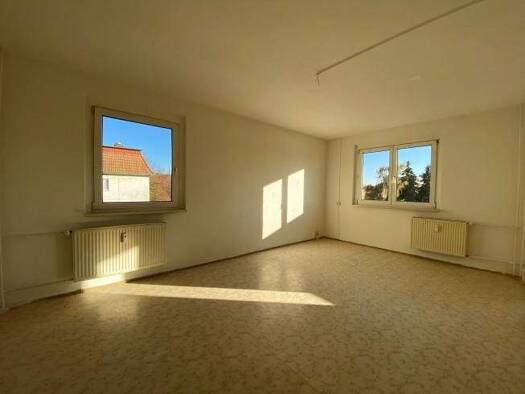 Wohnung zur Miete 190 € 1 Zimmer 32,7 m² 2. Geschoss Kornstraße 13 Oschersleben 39387