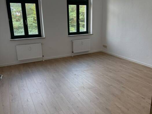 Wohnung zur Miete 500 € 2 Zimmer 69 m² 1. Geschoss frei ab sofort Flughafenstraße 14 Schkeuditz Schkeuditz 04435