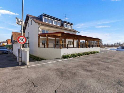 Mehrfamilienhaus zum Kauf 9 Zimmer 282 m² 557 m² Grundstück Niedermotzing 94345