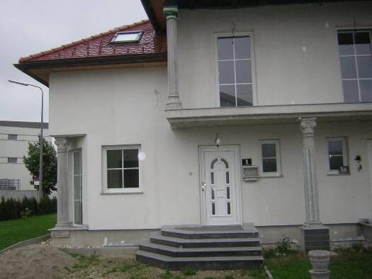 Reihenmittelhaus zur Miete 4 Zimmer 105 m² 230 m² Grundstück Schwindstrasse Traun 4050