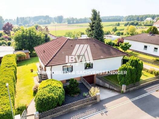 Einfamilienhaus zum Kauf 329.000 € 4 Zimmer 120 m² 710 m² Grundstück Fuchsstein Amberg-Fuchsstein 92224