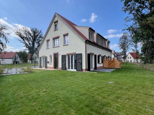 Doppelhaushälfte zur Miete - Erstbezug 1.879 € 5 Zimmer 131,3 m² frei ab sofort Maiglöckchenbogen 23 Heilstätten Beelitz 14547