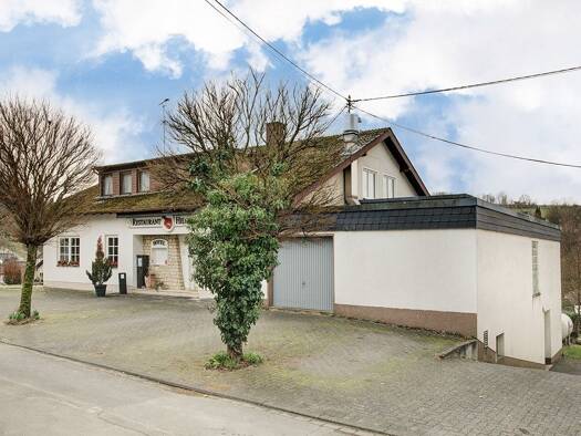 Mehrfamilienhaus zum Kauf 328.000 € 15 Zimmer 425 m² 1.303 m² Grundstück frei ab sofort Limbach 57629