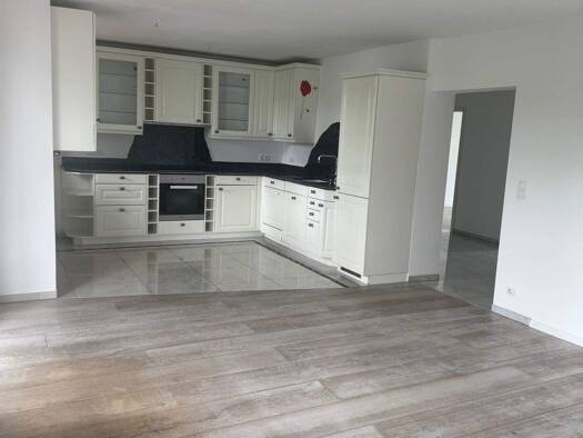 Wohnung zum Kauf 399.000 € 5 Zimmer 128 m² 4. Geschoss frei ab sofort Turnerheimstraße 18 Schweinau Nürnberg 90441