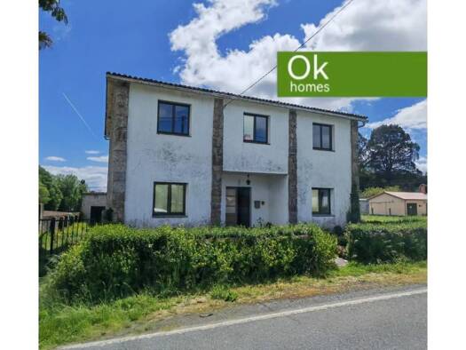 Villa zum Kauf 98.000 € 7 Zimmer 246 m² 7.152 m² Grundstück Vilasantar 15807