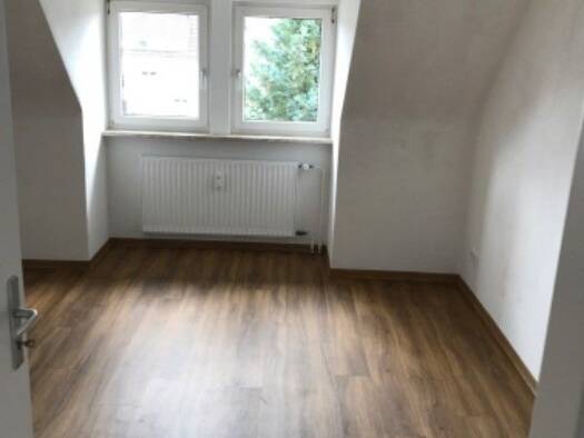 Wohnung zur Miete 375 € 3 Zimmer 47,1 m² 2. Geschoss frei ab 01.01.2026 Breitenbacher Straße 41 Schlüchtern 36381