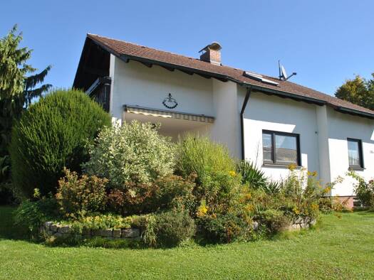 Haus zur Miete 1.600 € 6 Zimmer 143 m² 615 m² Grundstück frei ab sofort Nornheim Günzburg 89312