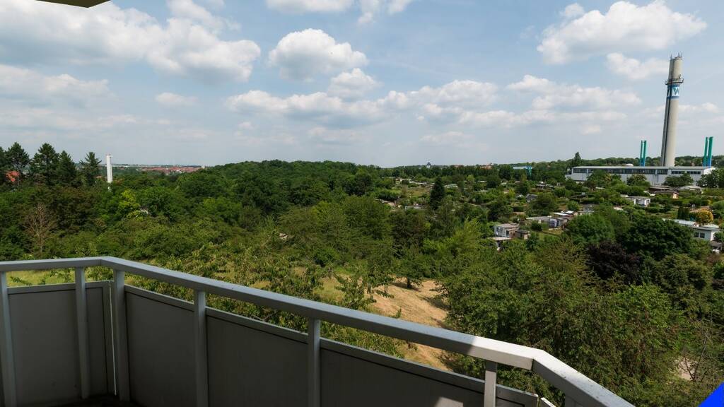 Wohnung zur Miete 452 € 3 Zimmer 62 m² 3 Geschosse frei ab sofort Südring 109 Weißenfels 06667