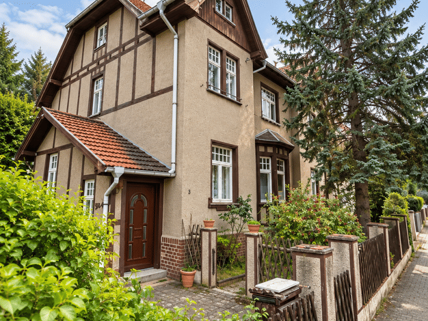 Villa zum Kauf als Kapitalanlage geeignet 275.000 € 9 Zimmer 590 m² Grundstück Bischleben-Stedten Erfurt 99094