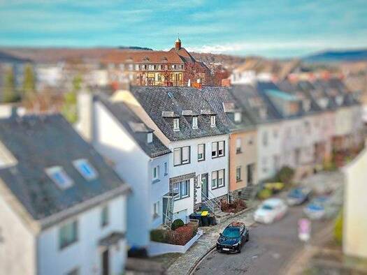 Mehrfamilienhaus zum Kauf 289.000 € 9 Zimmer 205 m² 238 m² Grundstück Mayen 56727