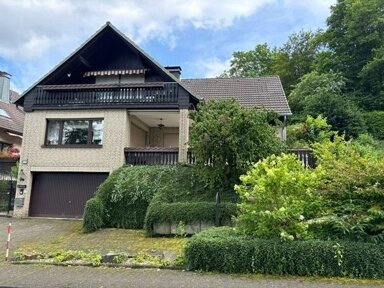 Einfamilienhaus zum Kauf 454.000 € 7 Zimmer 180 m² 704 m² Grundstück Gummersbach Gummersbach 51643