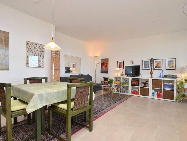 Wohnung zur Miete 1.195 € 1 Zimmer 60 m² 2. Geschoss frei ab sofort Veitshöchheim 97209