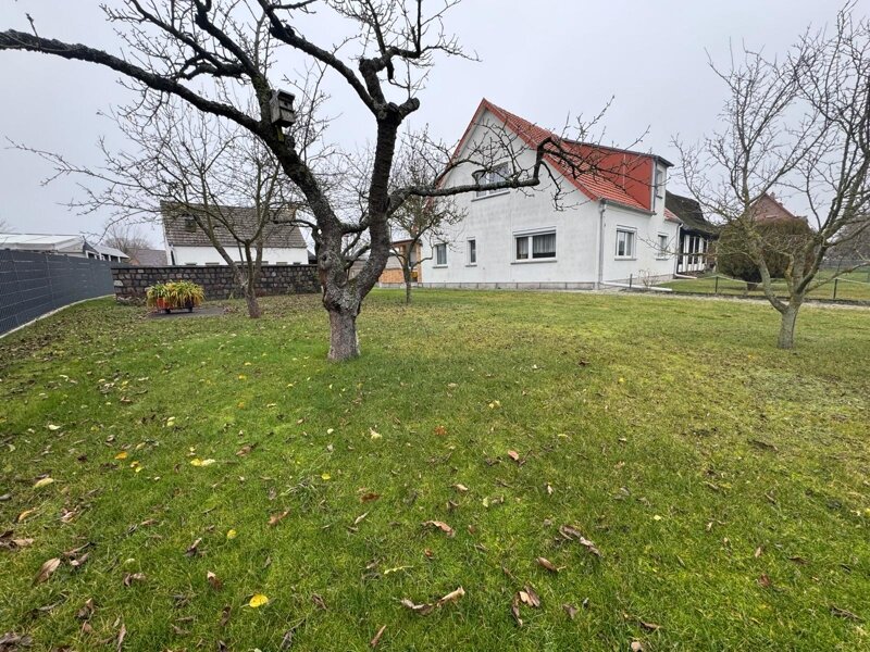 Doppelhaushälfte zum Kauf 190.000 € 6 Zimmer 140 m²<br/>Wohnfläche 1.180 m²<br/>Grundstück Mönkebude 17375