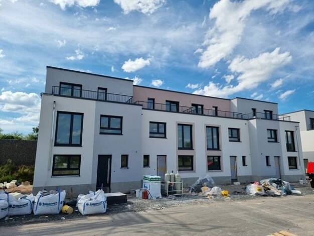 Reihenendhaus zum Kauf - Neubau provisionsfrei 674.500 € 6 Zimmer 135,5 m² 272 m² Grundstück Steinheim Hanau-Steinheim 63456