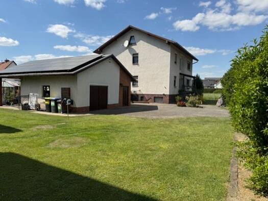 Haus zum Kauf 7 Zimmer 216 m² 1.394 m² Grundstück Lübbenau Lübbenau/Spreewald 03222
