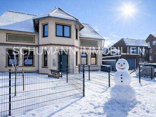 Mehrfamilienhaus zum Kauf 389.000 € 13 Zimmer 330 m² 530 m² Grundstück Heppens Wilhelmshaven 26384