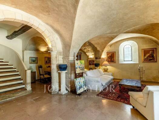 Einfamilienhaus zum Kauf provisionsfrei 1.120.000 € 13 Zimmer 305 m² 217 m² Grundstück Oppède 84580